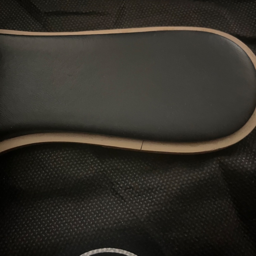 Valentino Slides - Picture 3 of 5